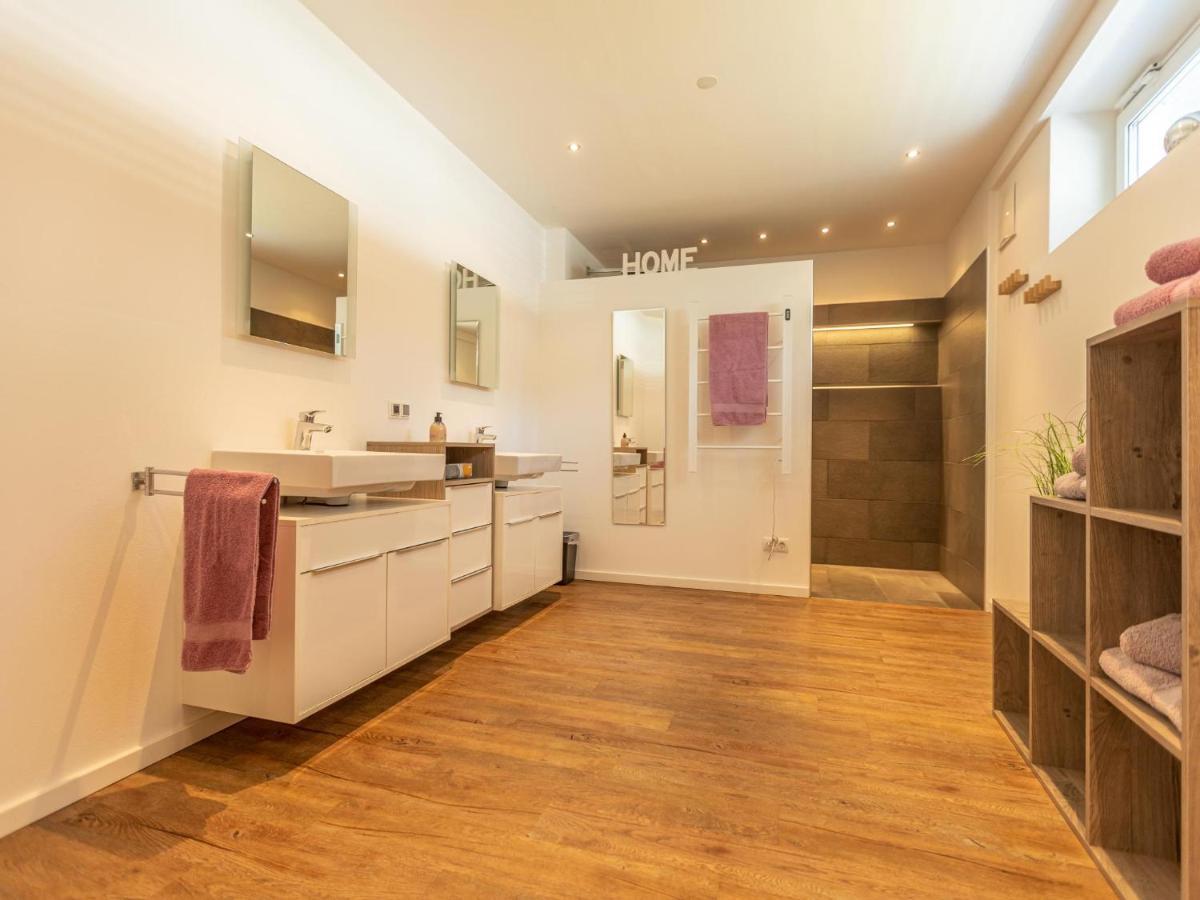 Studio 7 Niedernsill Luaran gambar